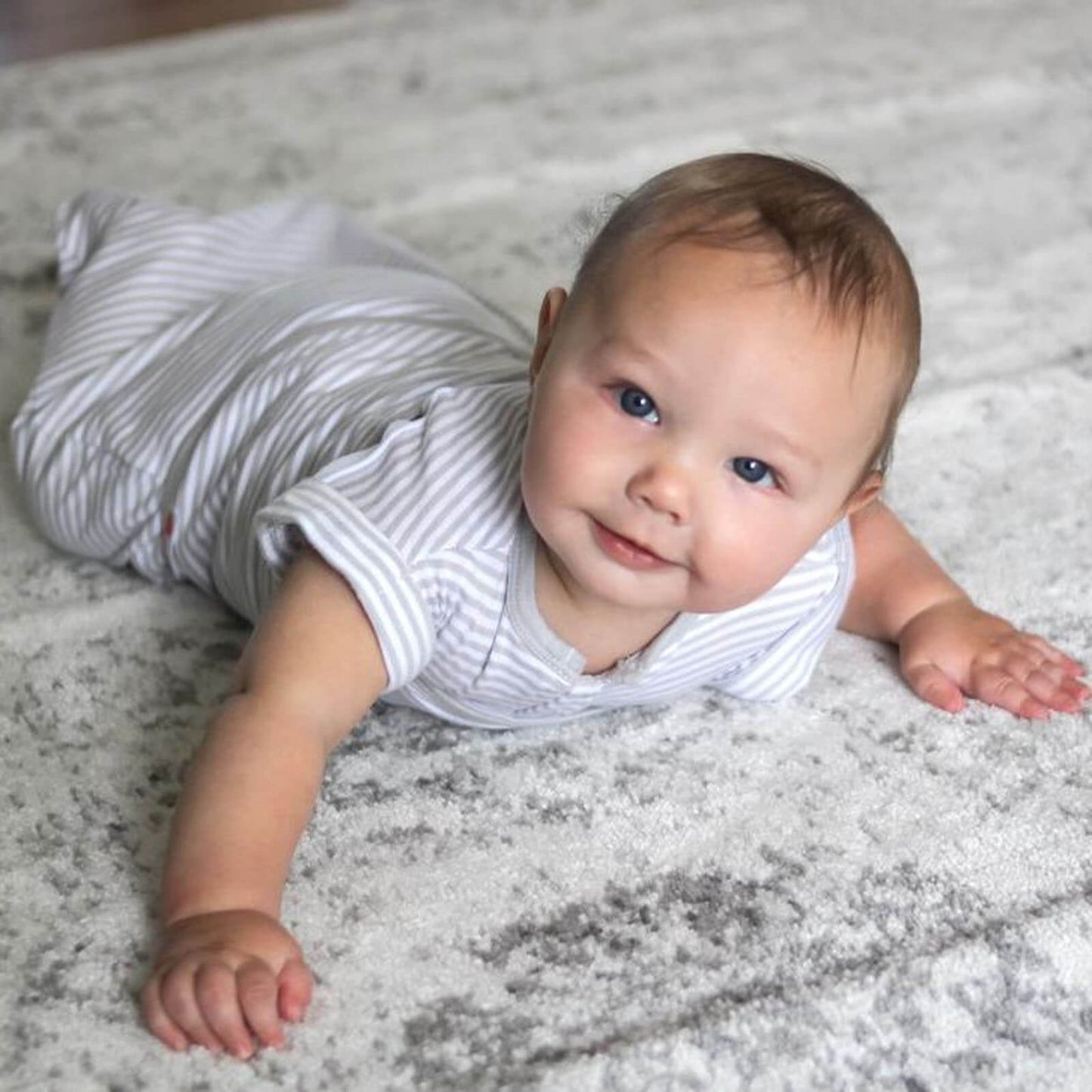 Short Sleeve Swaddle Sack by embé®