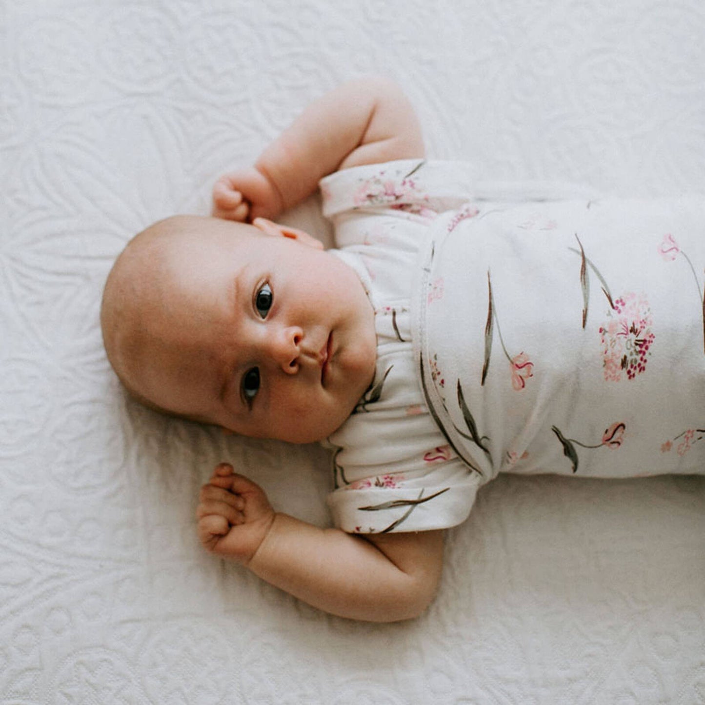 Short Sleeve Swaddle Sack by embé®