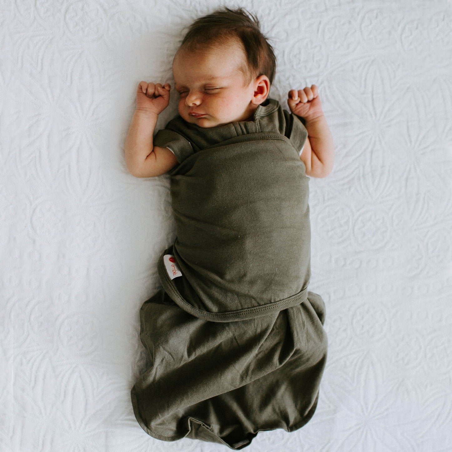 Short Sleeve Swaddle Sack by embé®